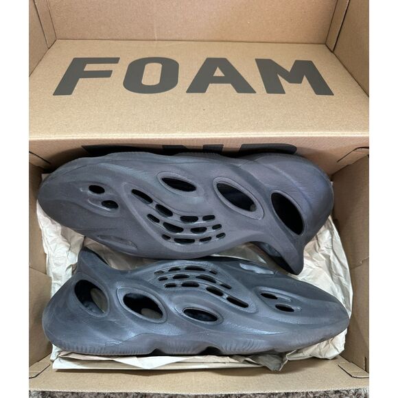 Yeezy Foam Runners - Onyx - Size 13 - gently used - original box - Picture 1 of 4